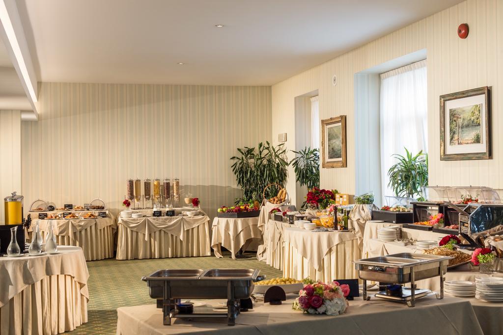 Grand Hotel Imperiale Resort & Spa Moltrasio Kültér fotó